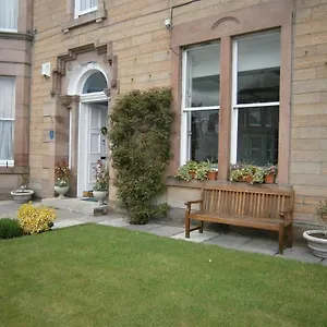 3* Konukevi Dorstan House